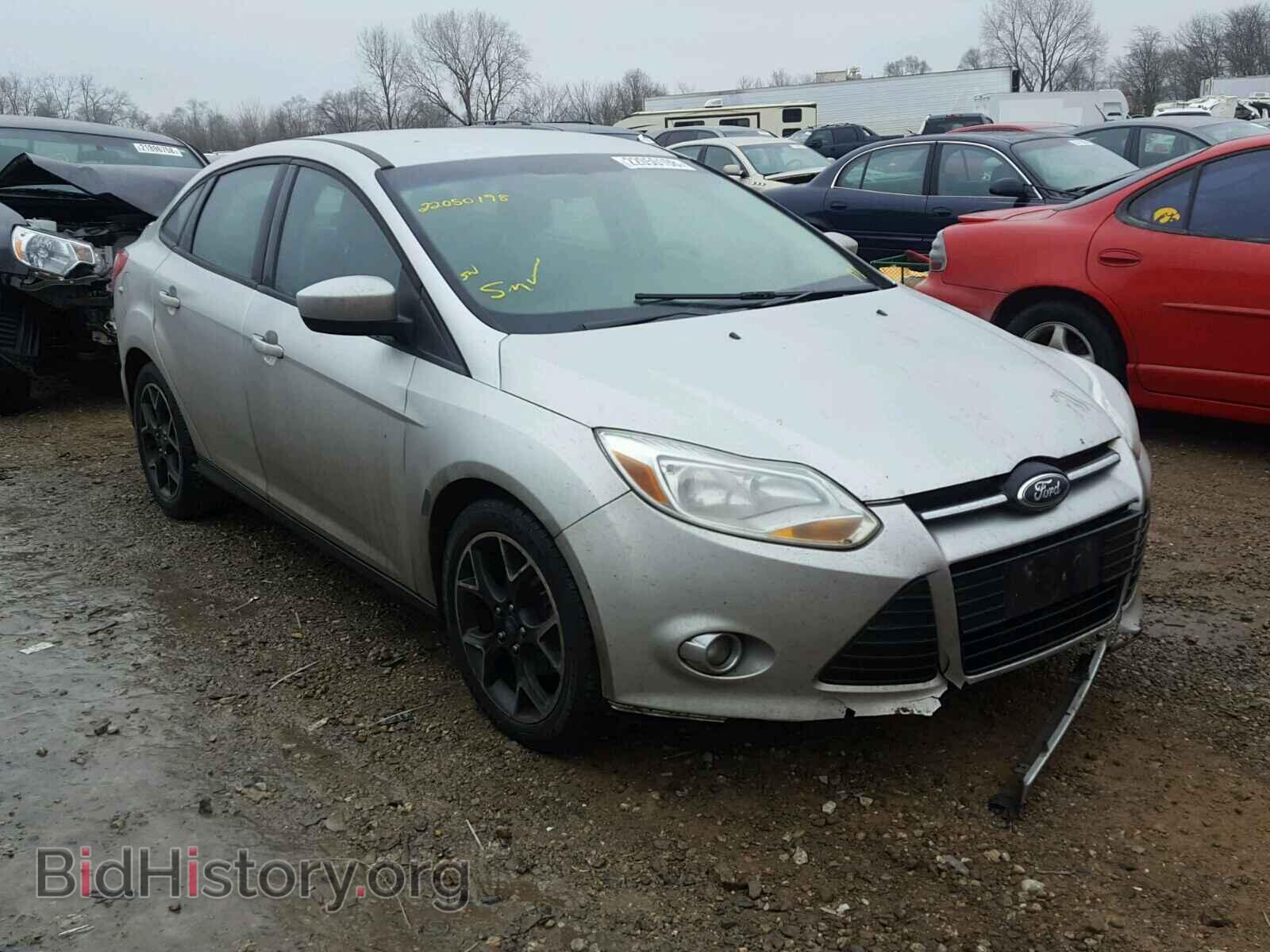 Photo 1FAHP3F26CL385601 - FORD FOCUS 2012