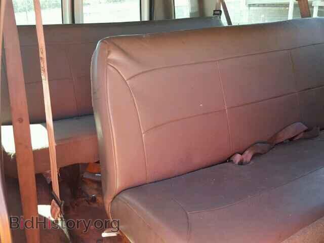 2002 FORD ECONOLINE - VIN: 1FBSS31S82HA85280 - Photo 9