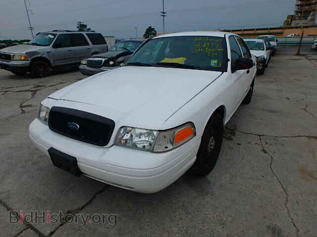 2011 FORD CROWN VIC - VIN: 2FABP7BV8BX123643 - Фото 2