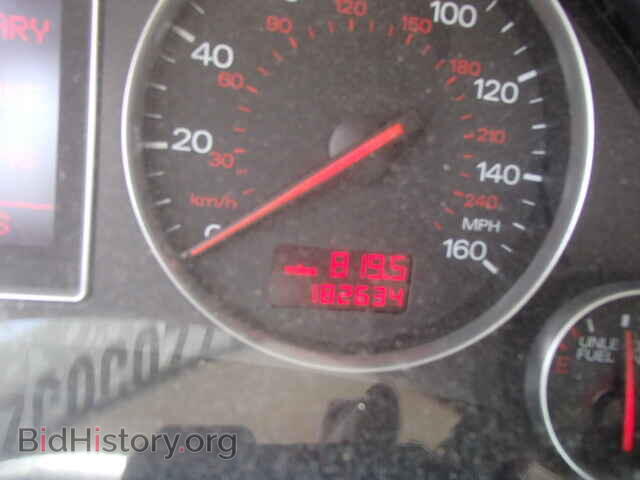2002 AUDI A4 - VIN: WAULT68EX2A180928 - Photo 8