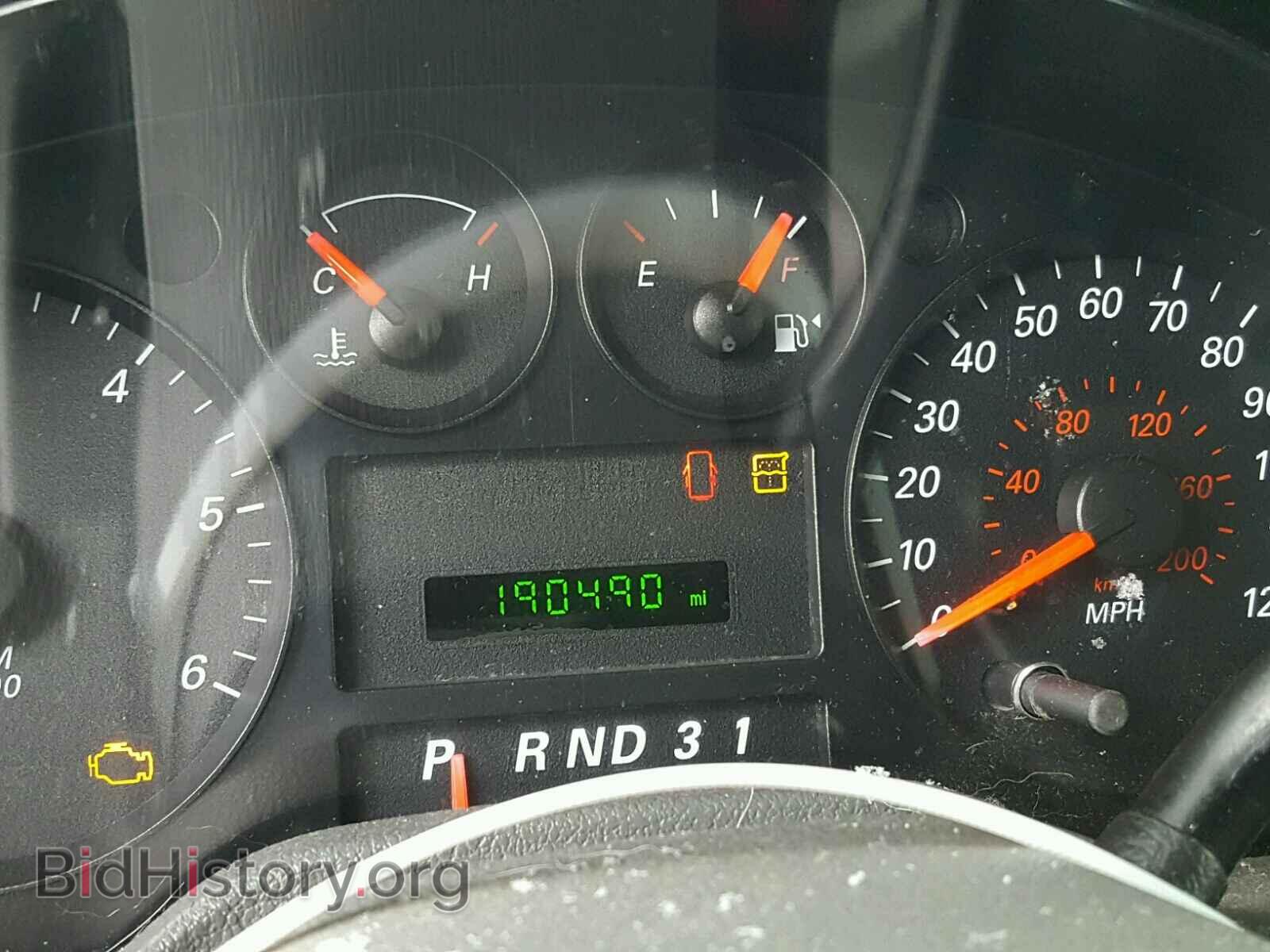 2004 FORD FREESTAR - VIN: 2FMZA51624BB28907 - Фото 8
