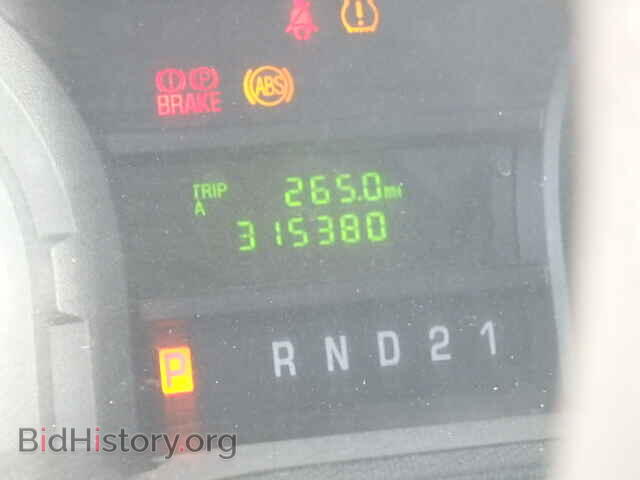 2011 FORD ECONOLINE - VIN: 1FBNE3BL5BDA18025 - Photo 8