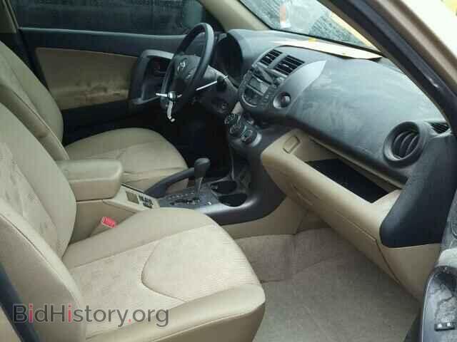 2011 TOYOTA RAV4 - VIN: JTMBK4DV7BD018541 - Фото 5