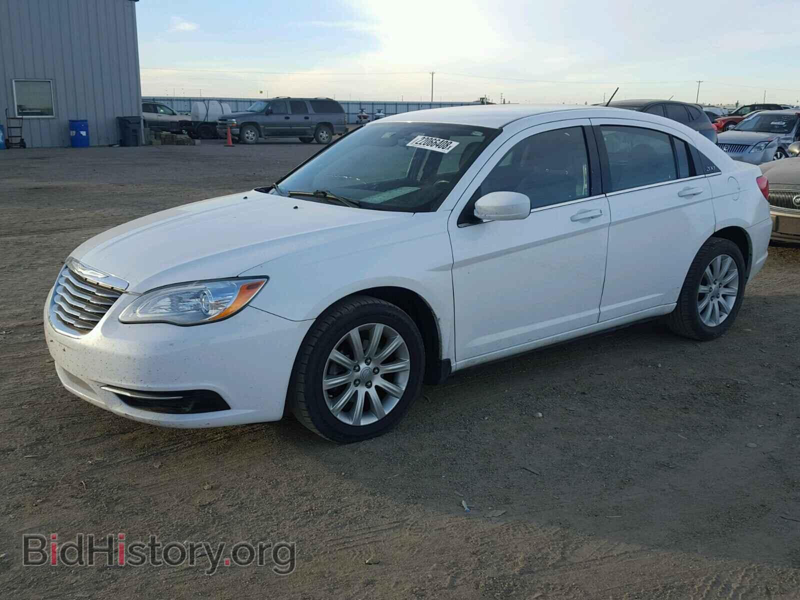 2012 CHRYSLER 200 - VIN: 1C3CCBBB8CN105167 - Фото 2