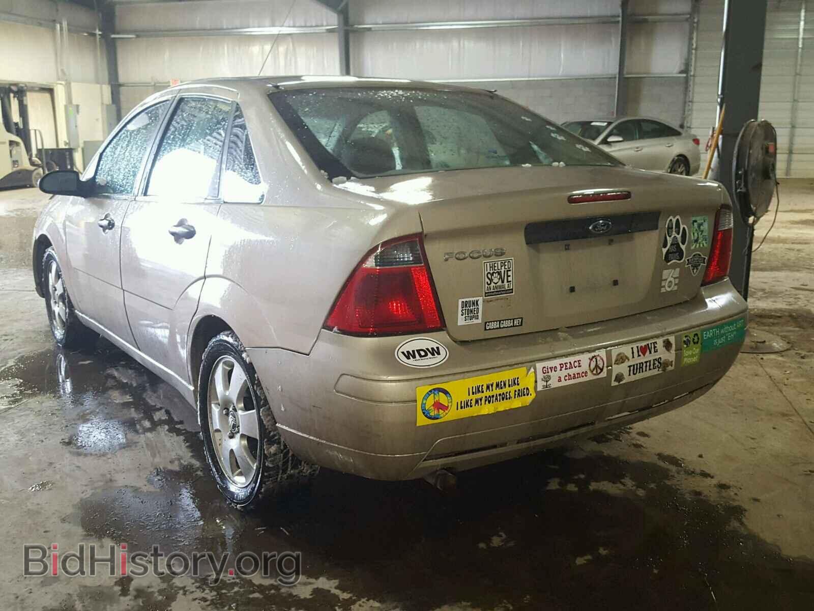 2007 FORD FOCUS - VIN: 1FAFP34N37W261097 - Photo 3