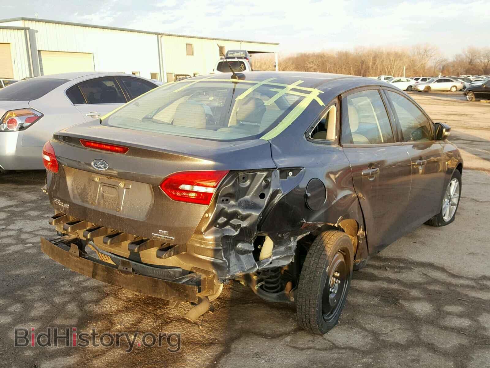 2016 FORD FOCUS - VIN: 1FADP3F26GL350187 - Photo 4