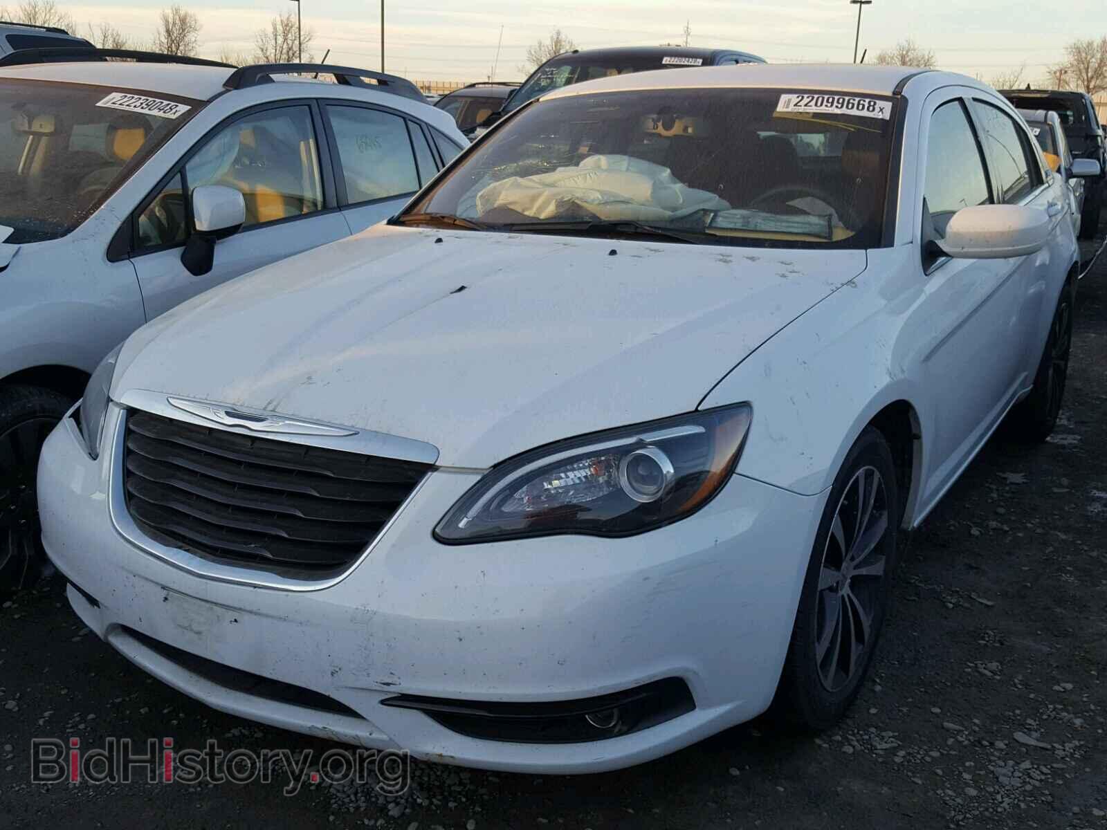 2013 CHRYSLER 200 - VIN: 1C3CCBBG7DN719897 - Фото 2