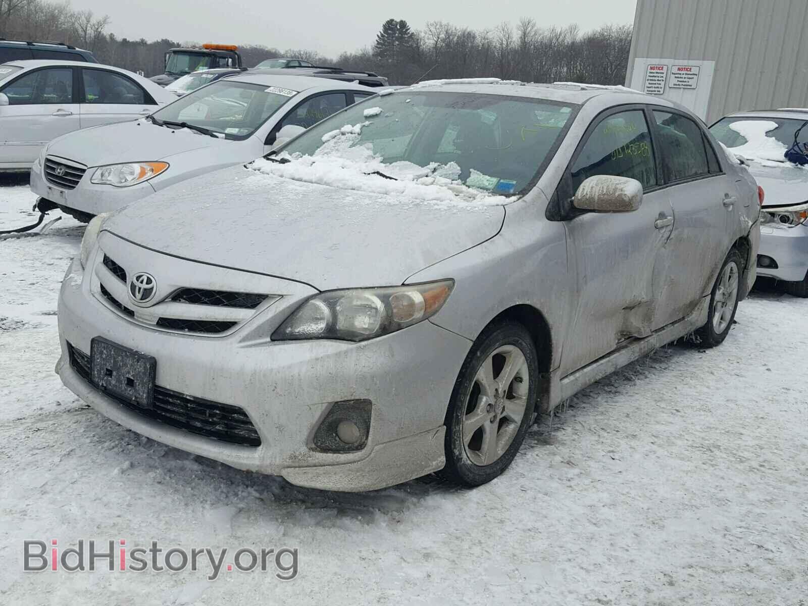 2011 TOYOTA COROLLA BA - VIN: 2T1BU4EEXBC660774 - Фото 2