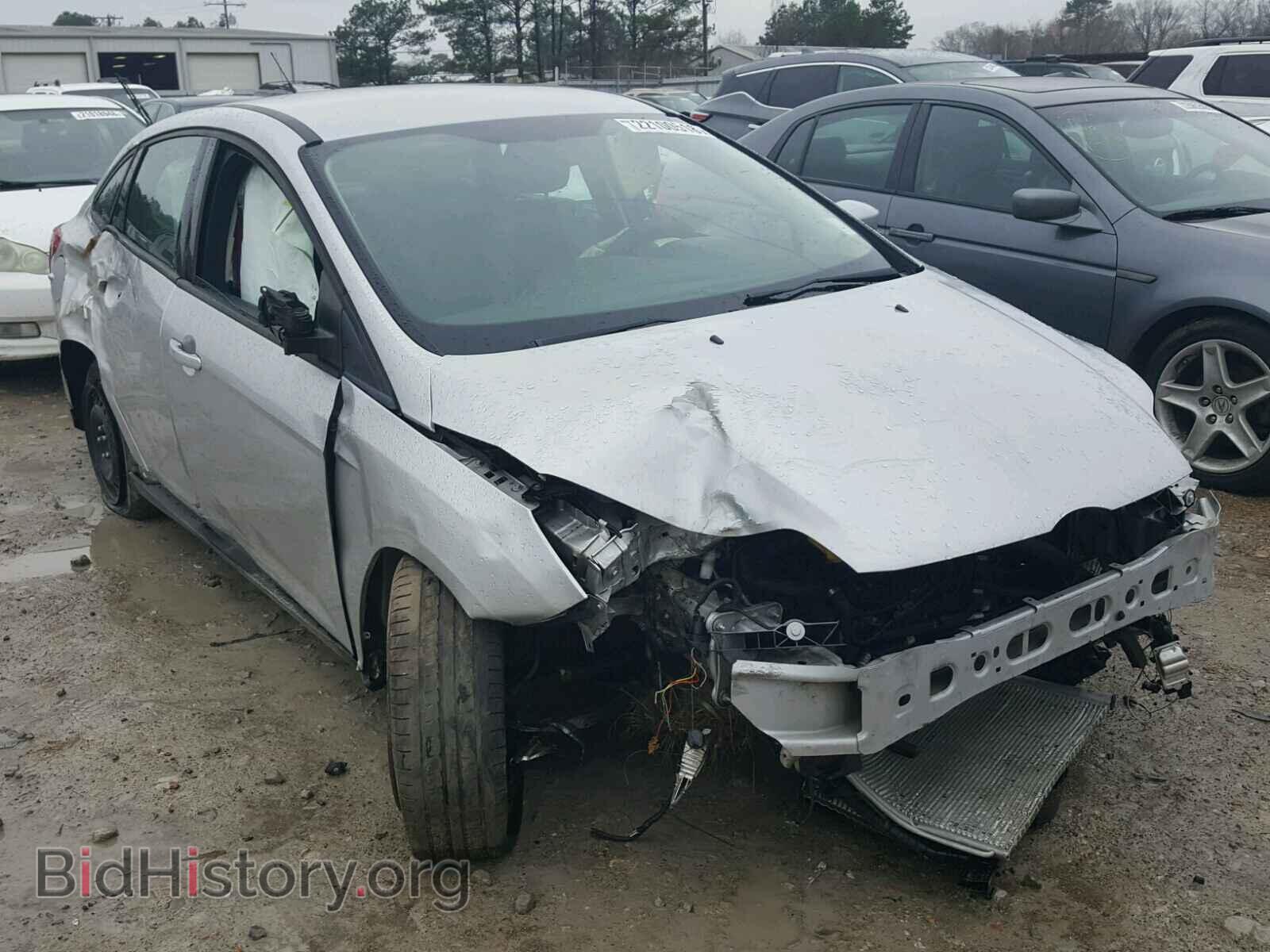 Photo 1FAHP3F25CL246558 - FORD FOCUS 2012