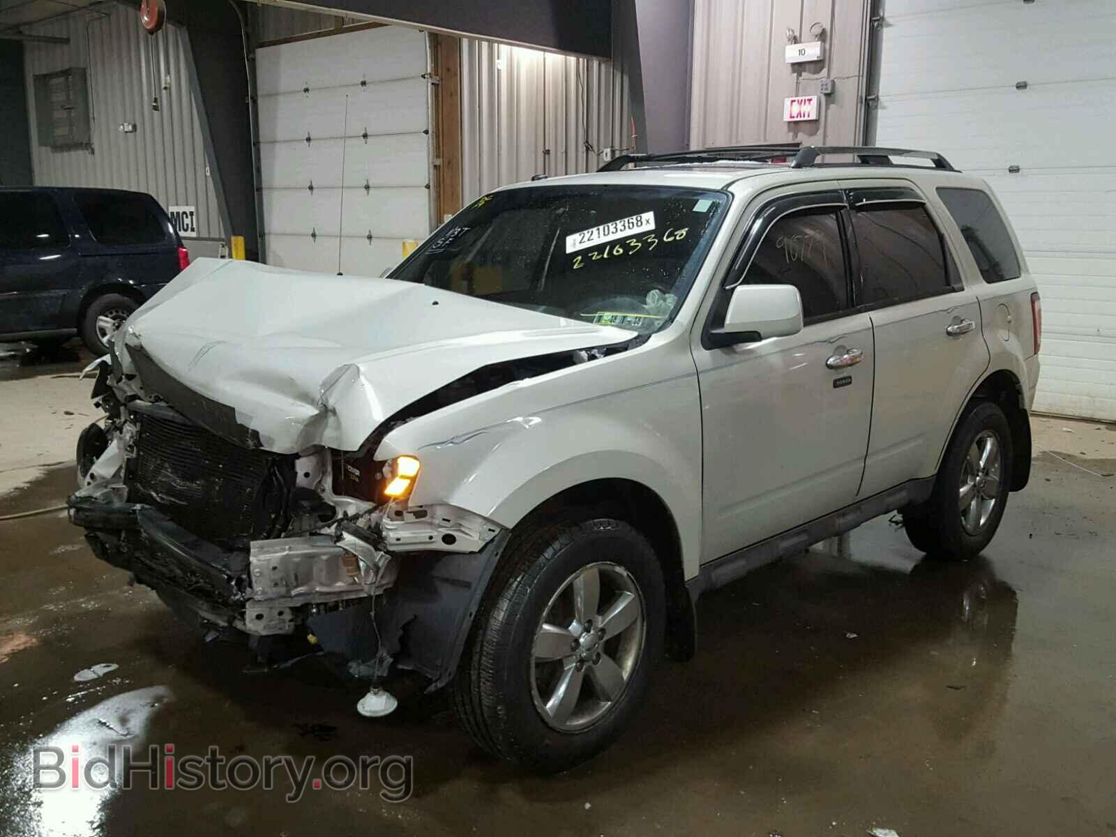 2009 FORD ESCAPE - VIN: 1FMCU94G09KA44252 - Фото 2
