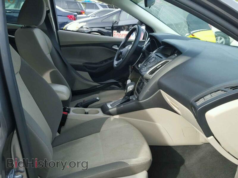 2014 Ford FOCUS (VIN 1FADP3K29EL244299) — фото 5 из 10