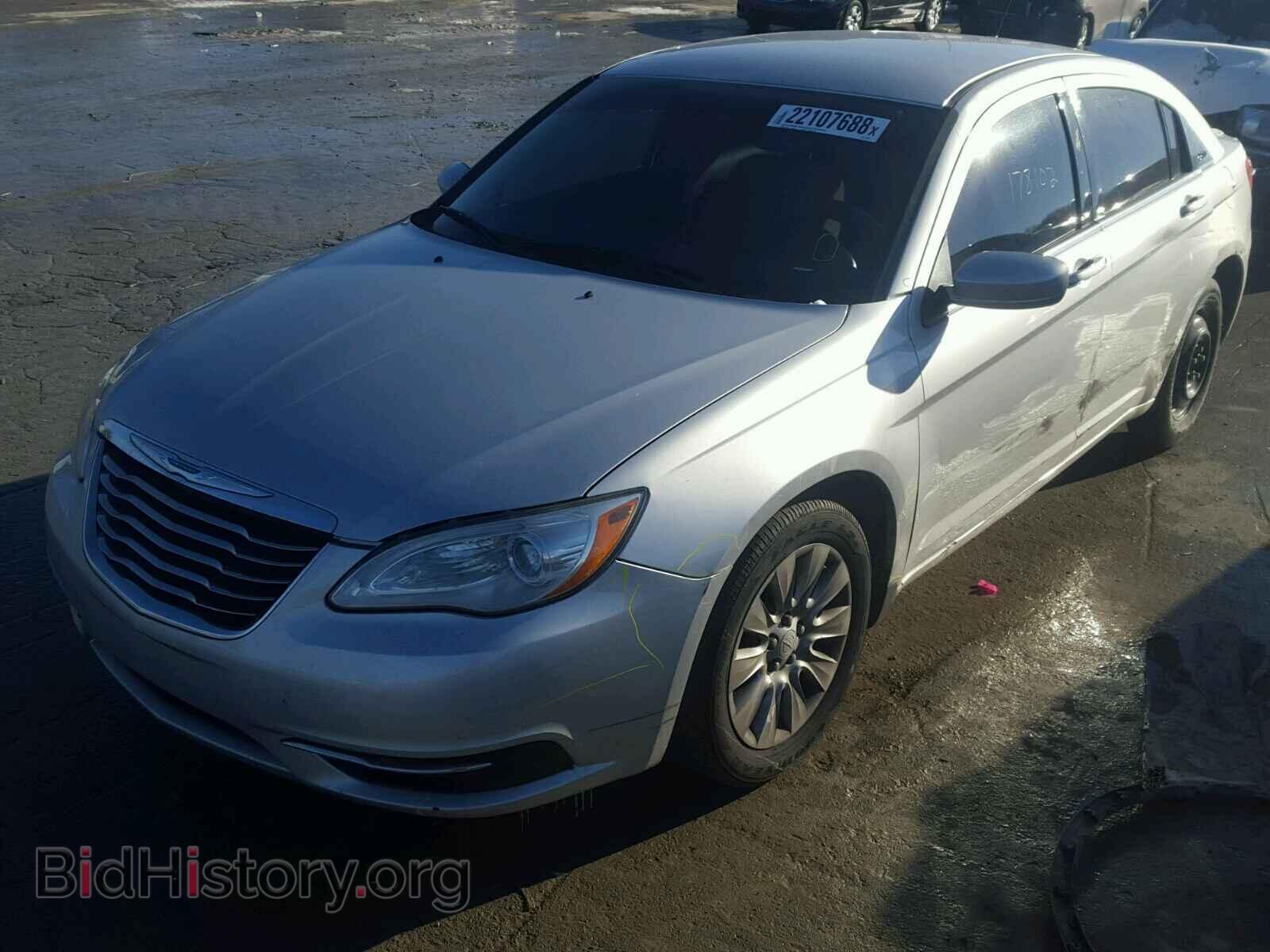 2012 CHRYSLER 200 - VIN: 1C3CCBABXCN295894 - Фото 2