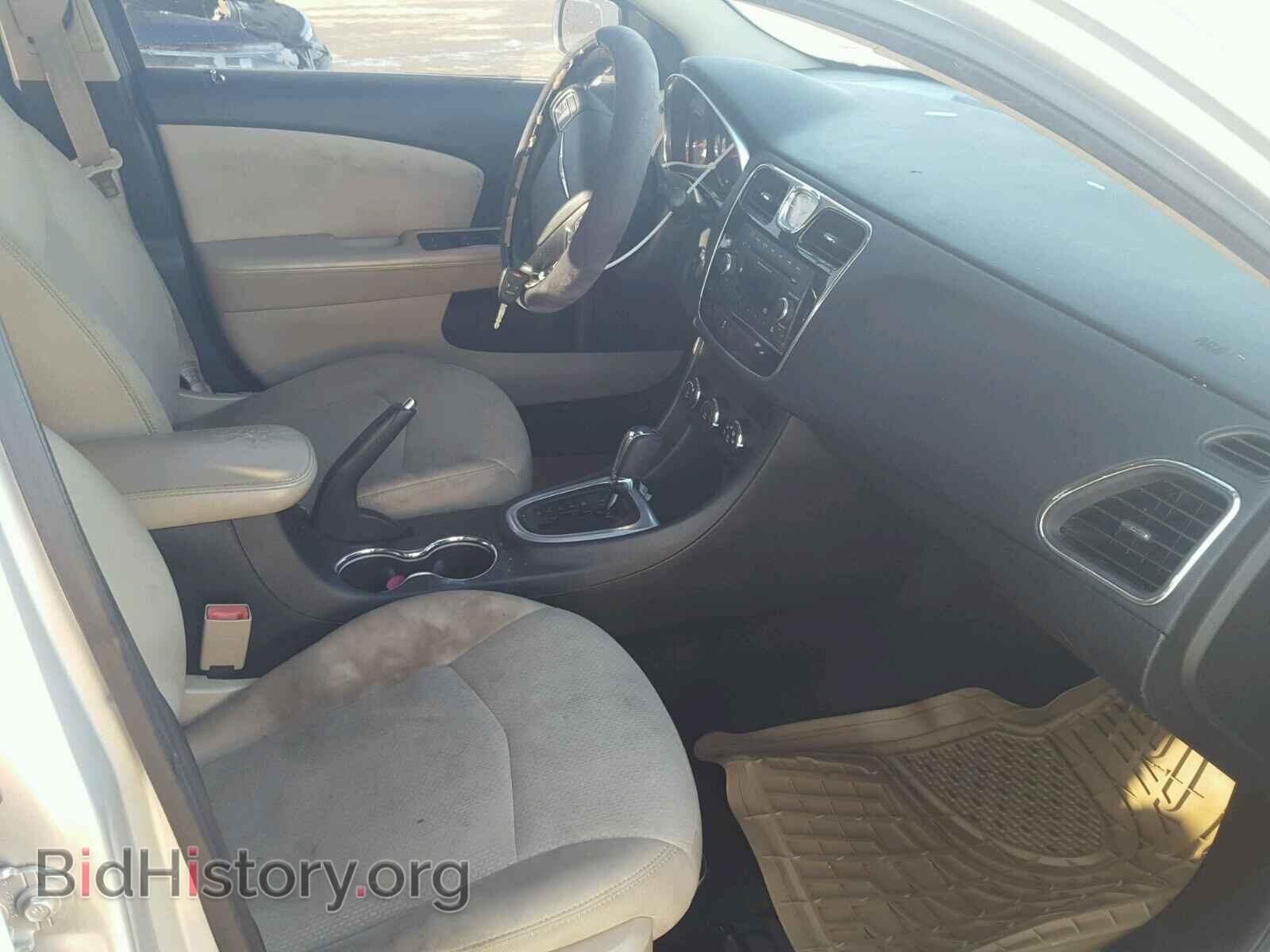 2012 CHRYSLER 200 - VIN: 1C3CCBABXCN295894 - Фото 5