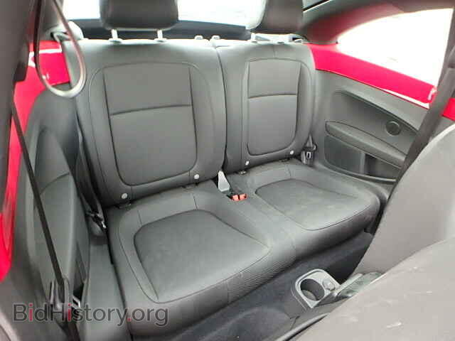 2014 VOLKSWAGEN BEETLE - VIN: 3VWJP7AT3EM611739 - Фото 6