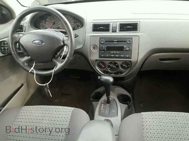 2005 FORD FOCUS - VIN: 1FAFP36N55W154899 - Фото 9