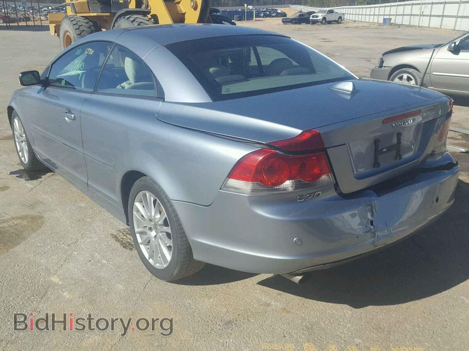 2007 VOLVO C70 - VIN: YV1MC68267J018907 - Фото 3