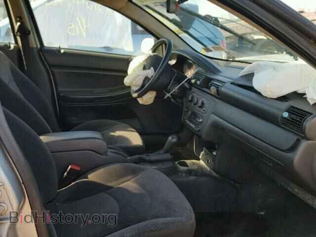 2004 CHRYSLER SEBRING - VIN: 1C3EL56R54N392602 - Фото 5