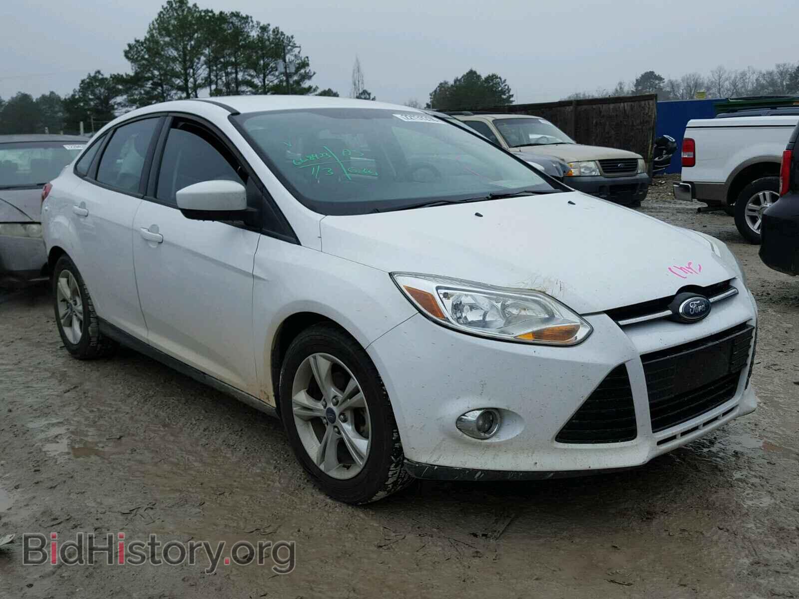 Photo 1FAHP3F23CL308393 - FORD FOCUS 2012