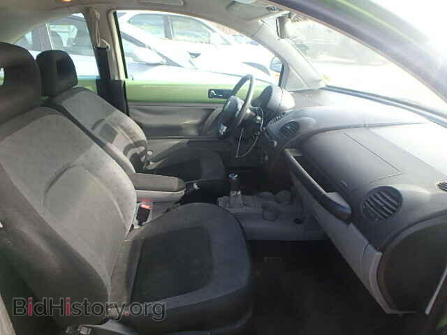 2000 VOLKSWAGEN BEETLE - VIN: 3VWCC21C0YM422171 - Фото 5