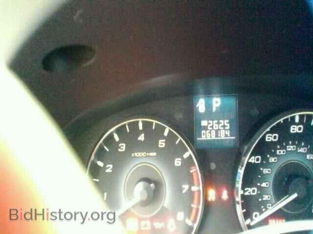 2011 SUBARU OUTBACK - VIN: 4S4BRBCC4B3372891 - Photo 8