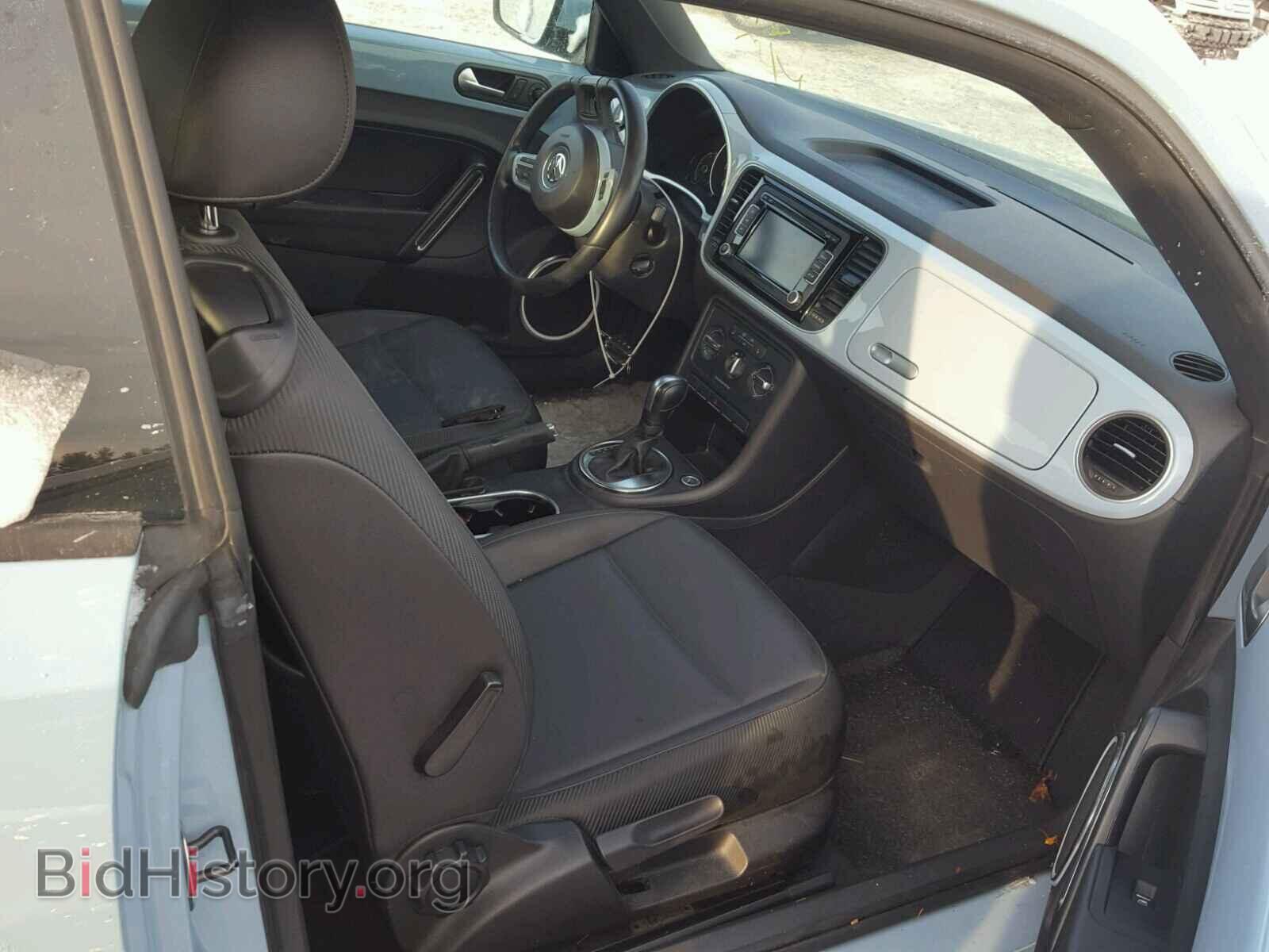 2014 VOLKSWAGEN BEETLE - VIN: 3VWJP7AT2EM621615 - Фото 5