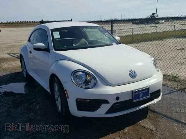 Photo 3VWF17AT0HM629532 - VOLKSWAGEN BEETLE 2017