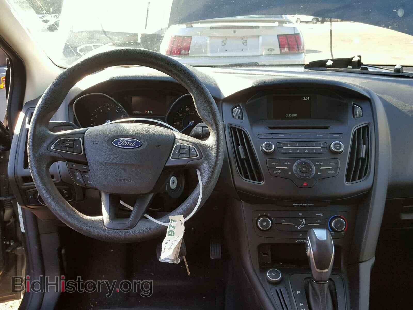 2015 FORD FOCUS - VIN: 1FADP3K2XFL301403 - Фото 9