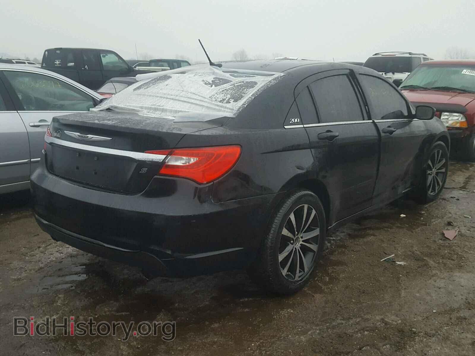2011 CHRYSLER 200 - VIN: 1C3BC8FG3BN614053 - Фото 4