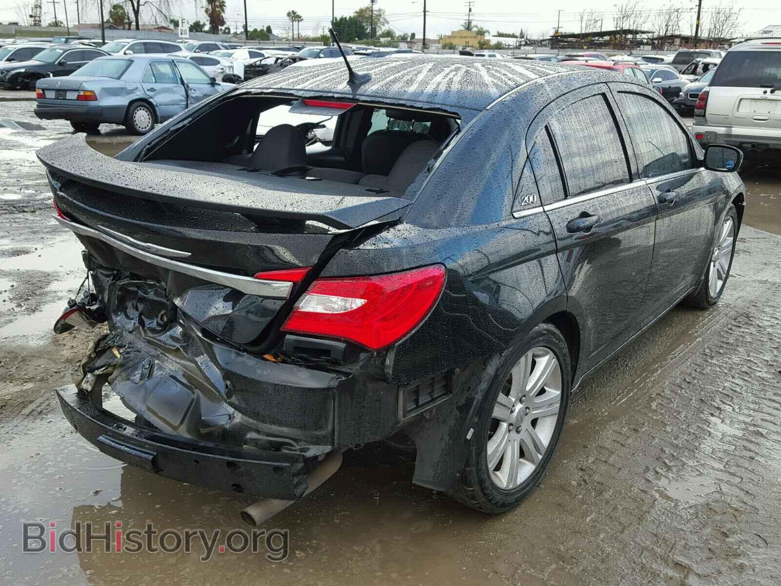2013 CHRYSLER 200 - VIN: 1C3CCBAB3DN660367 - Фото 4