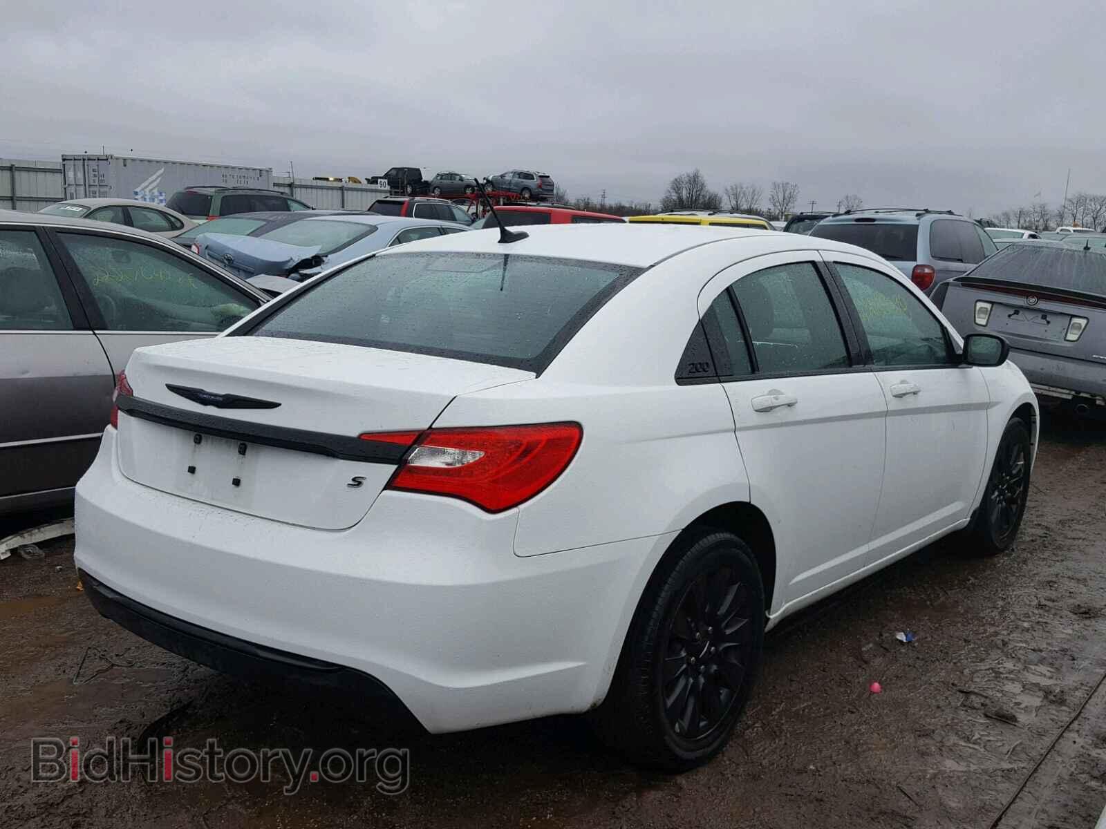 2012 CHRYSLER 200 - VIN: 1C3CCBAB2CN170789 - Фото 4