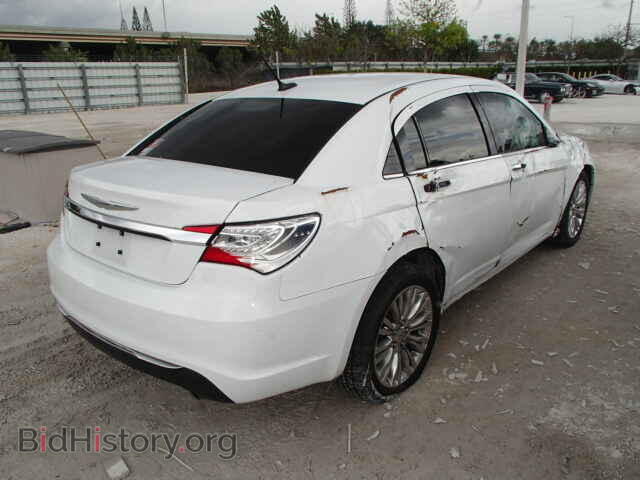 2011 CHRYSLER 200 - VIN: 1C3BC2FGXBN548226 - Фото 4