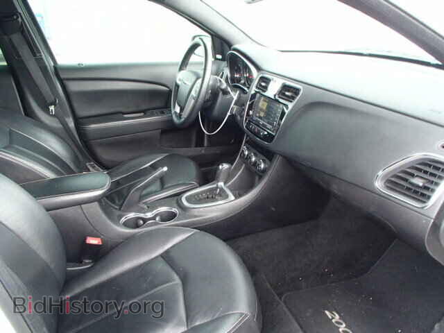 2011 CHRYSLER 200 - VIN: 1C3BC2FGXBN548226 - Фото 5