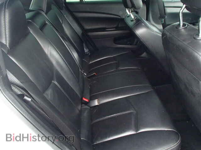 2011 CHRYSLER 200 - VIN: 1C3BC2FGXBN548226 - Фото 6