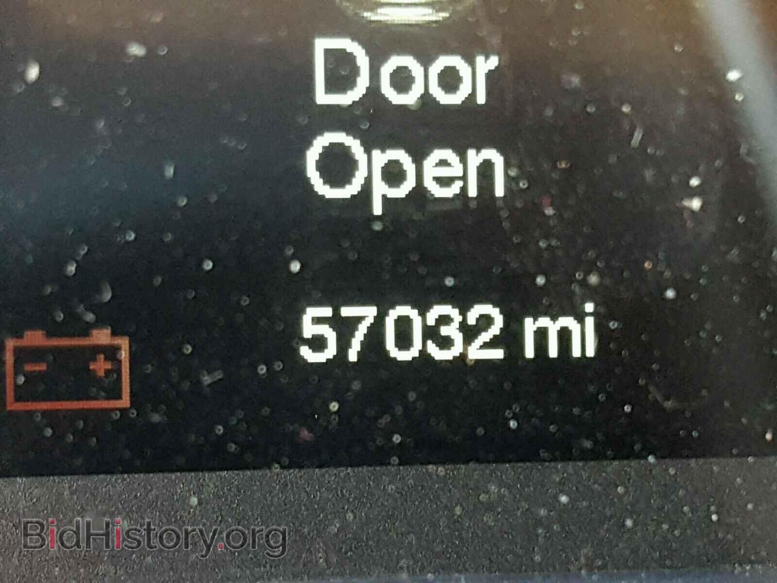 2015 CHRYSLER 200 - VIN: 1C3CCCAB3FN700827 - Photo 8