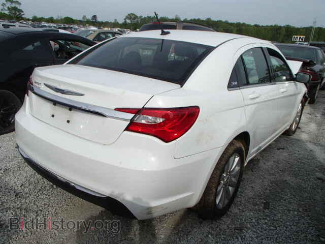 2013 CHRYSLER 200 - VIN: 1C3CCBBB3DN736216 - Фото 4