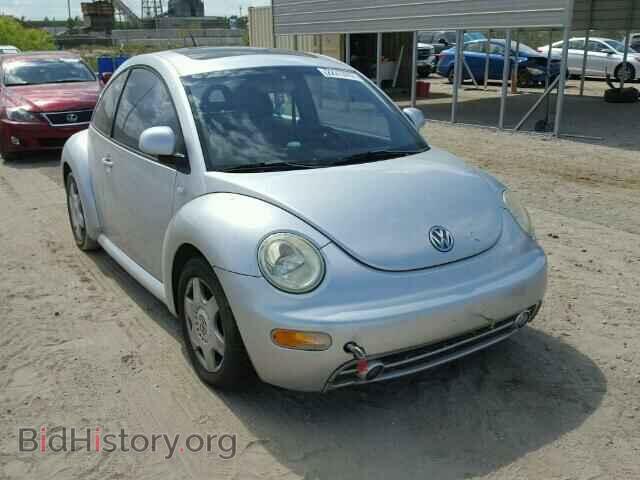 Photo 3VWCD21C5YM476191 - VOLKSWAGEN BEETLE 2000