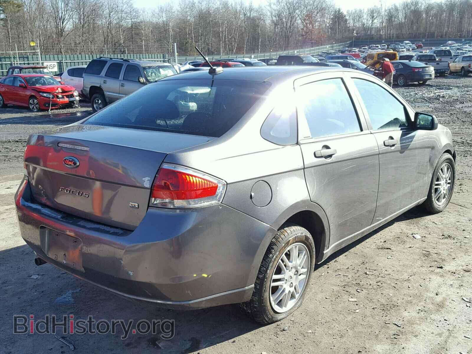 2010 FORD FOCUS - VIN: 1FAHP3FNXAW270666 - Фото 4