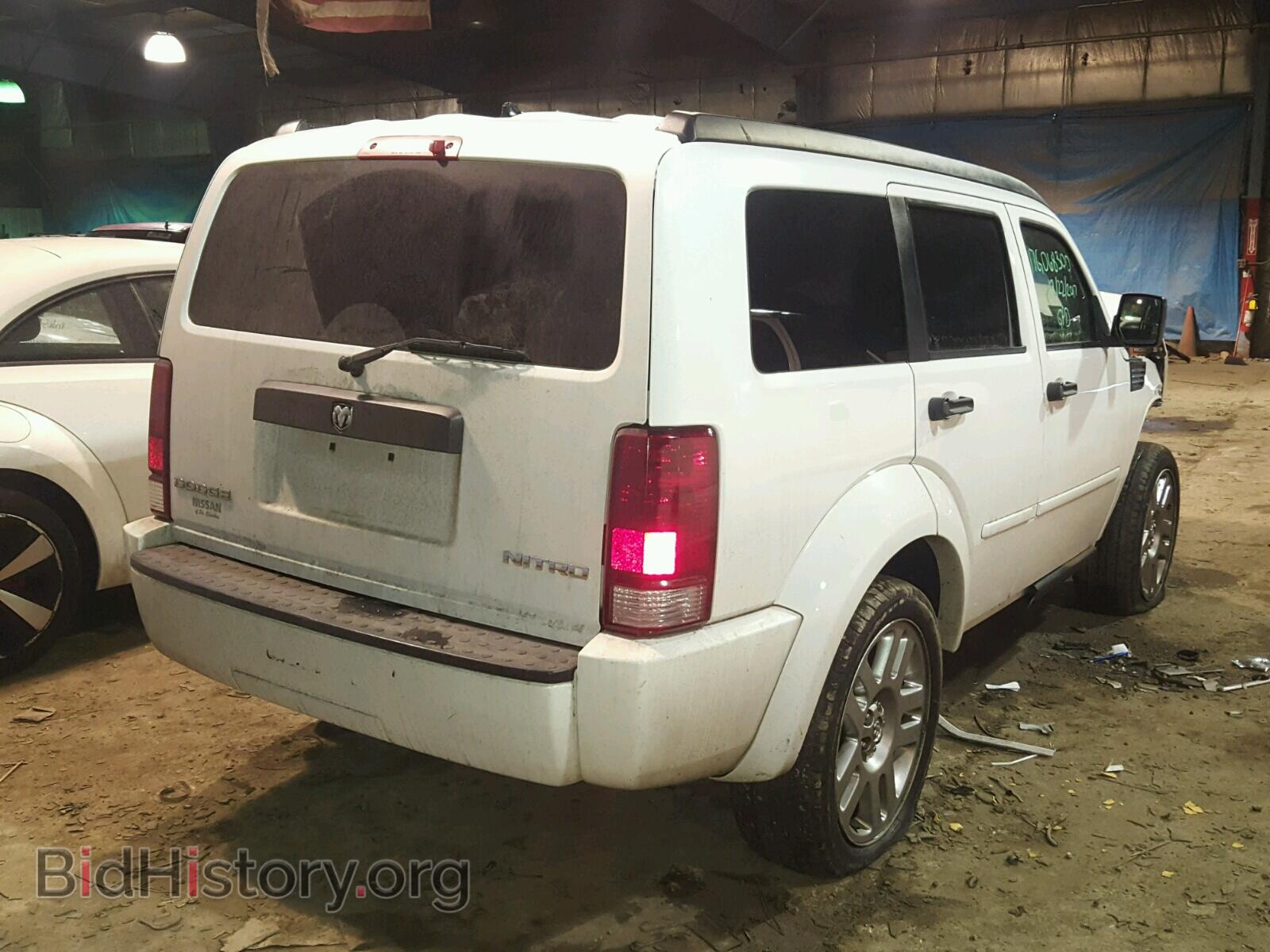 2011 DODGE NITRO - VIN: 1D4PT4GK6BW605468 - Photo 4