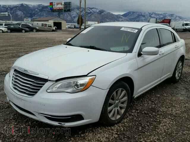 2012 CHRYSLER 200 - VIN: 1C3CCBBBXCN114226 - Фото 2