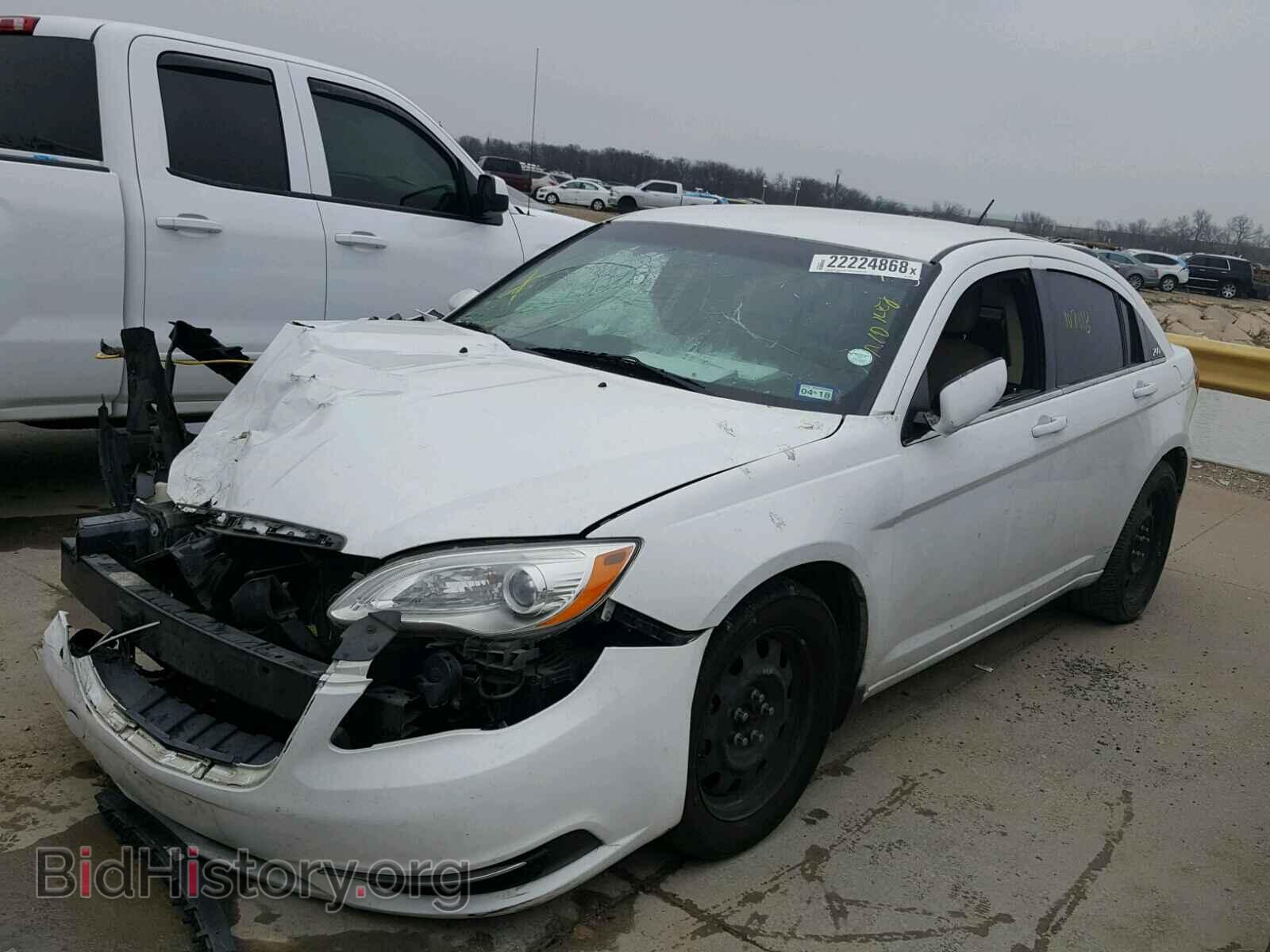 2014 CHRYSLER 200 - VIN: 1C3CCBAB9EN141955 - Фото 2