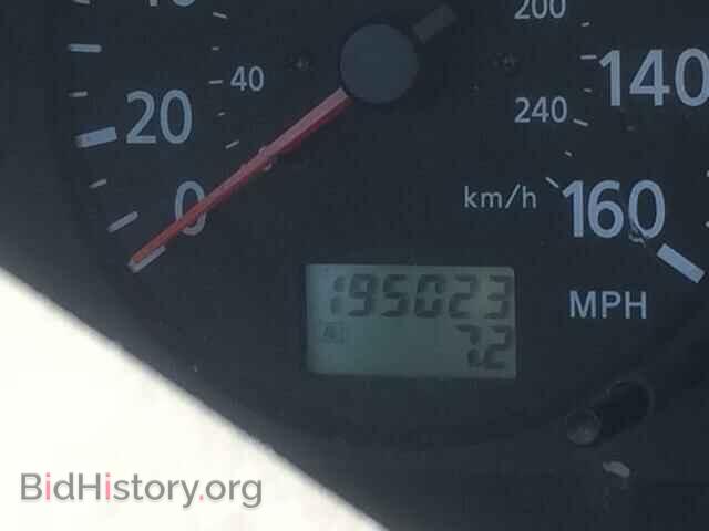2000 NISSAN MAXIMA - VIN: JN1CA31A0YT200182 - Фото 8