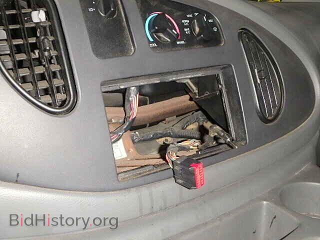 2004 FORD ECONOLINE - VIN: 1FTSE34L54HA92701 - Photo 9