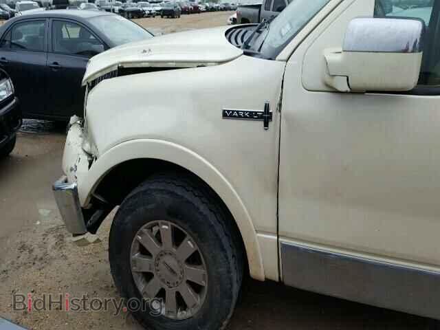 2006 LINCOLN MARK LT - VIN: 5LTPW18576FJ16513 - Photo 9
