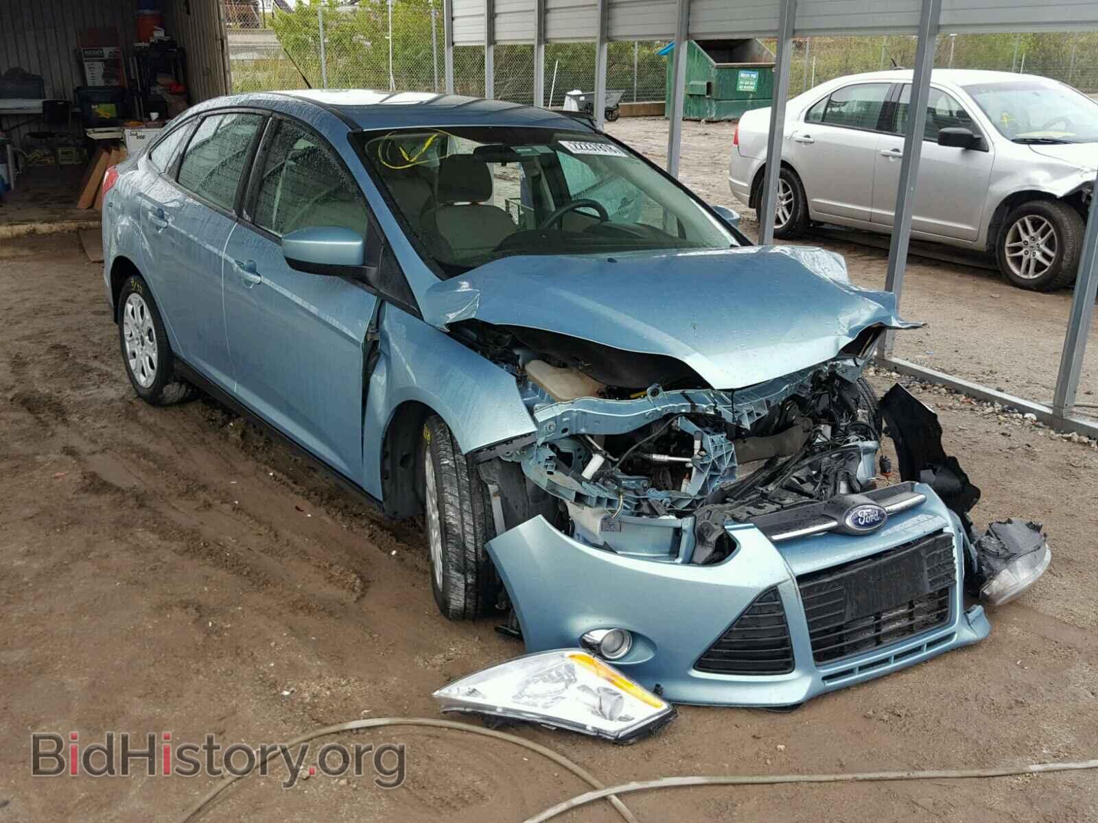 Photo 1FAHP3F22CL479748 - FORD FOCUS 2012