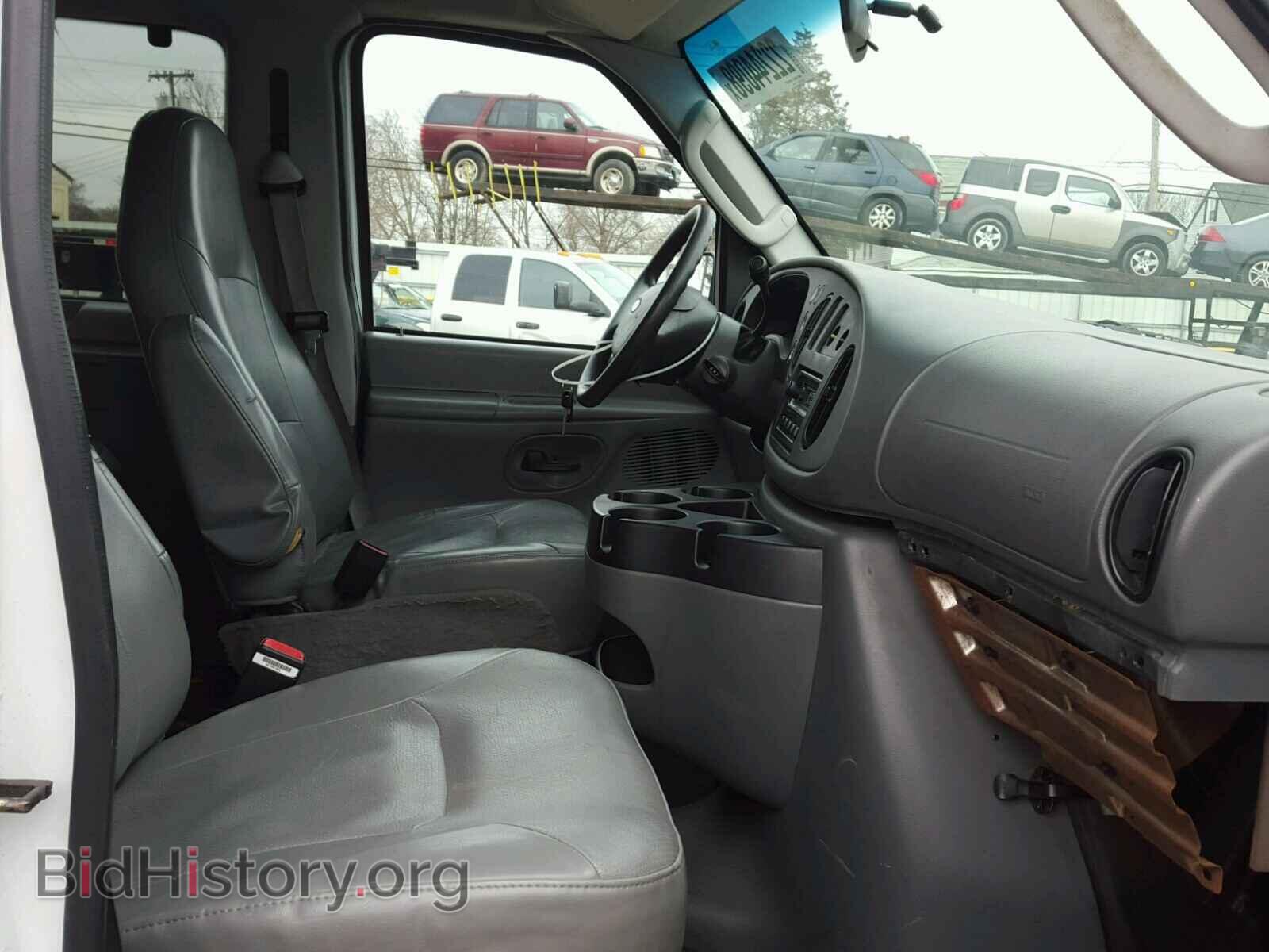 2007 FORD ECONOLINE - VIN: 1FBSS31L17DA06927 - Фото 5