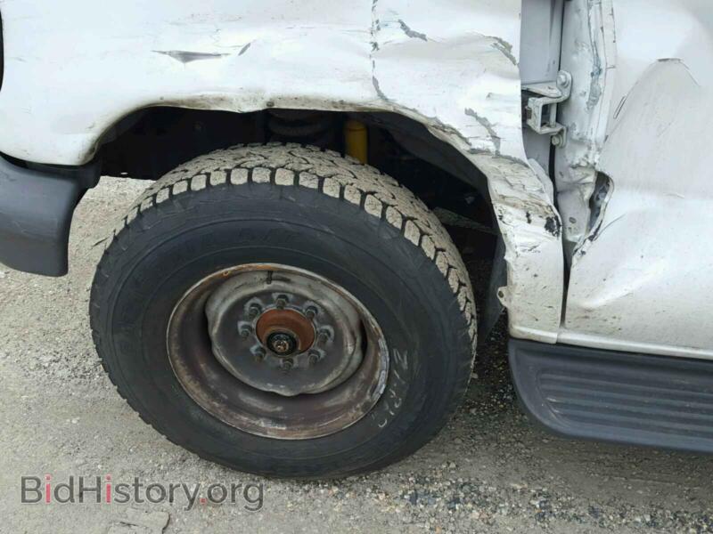 2007 Ford ECONOLINE (VIN 1FBSS31L17DA06927) — photo 9 of 10