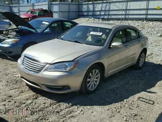 2013 CHRYSLER 200 - VIN: 1C3CCBBG1DN731883 - Фото 2