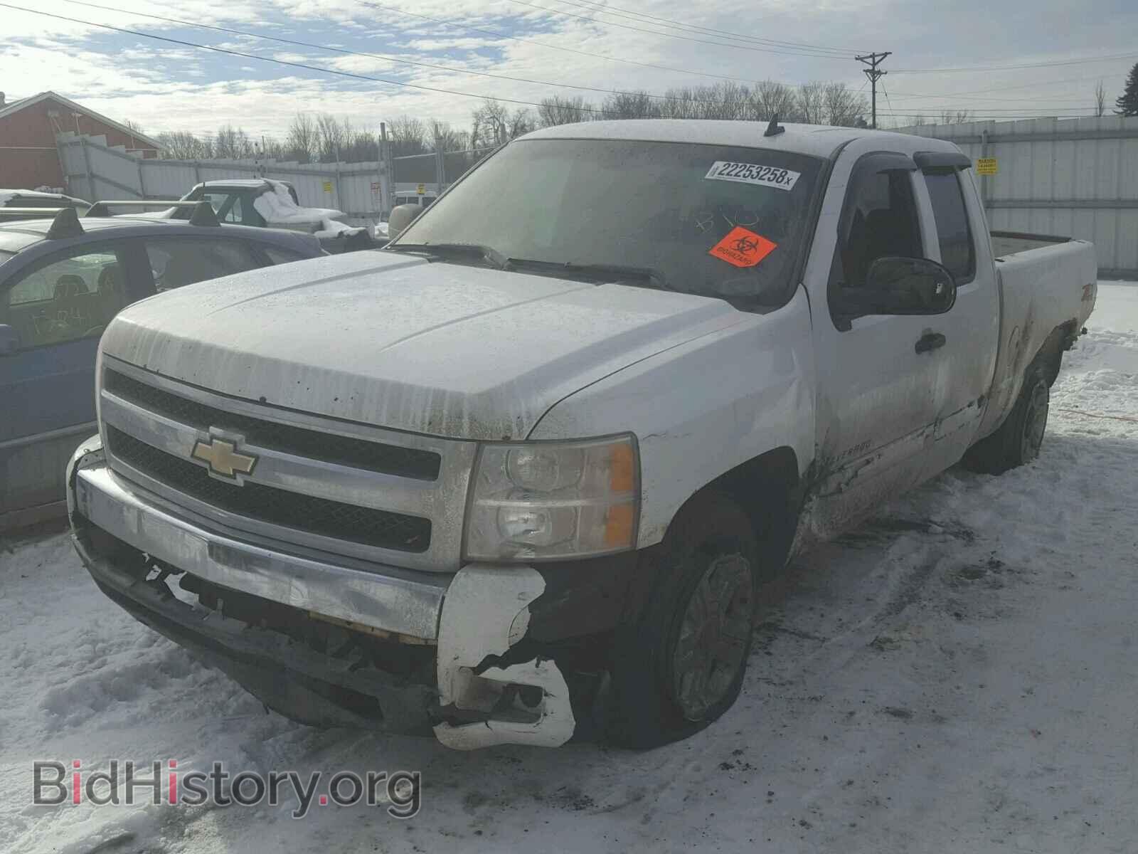2007 CHEVROLET SILVERADO - VIN: 1GCEK19027Z571357 - Фото 2
