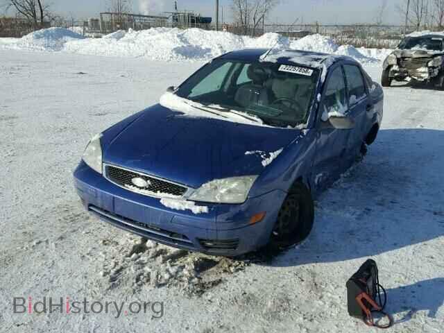 2005 FORD FOCUS - VIN: 1FAFP34N75W303347 - Фото 2