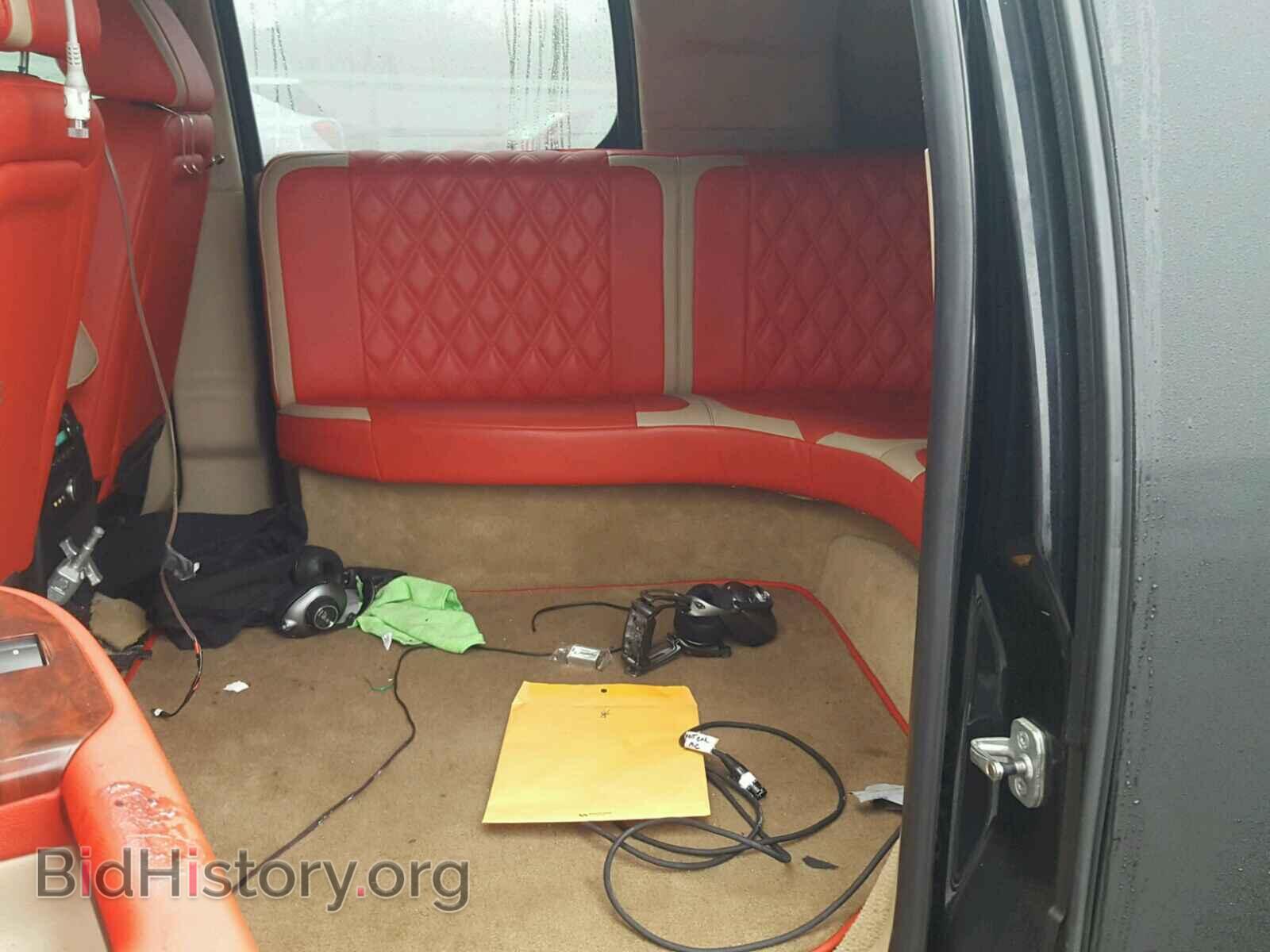 2010 CADILLAC ESCALADE - VIN: 1GYUCHEF5AR148253 - Фото 6